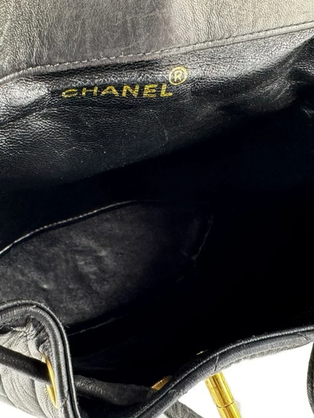 CHANEL Matelasse Backpack Black/Gold Leather/Metal -